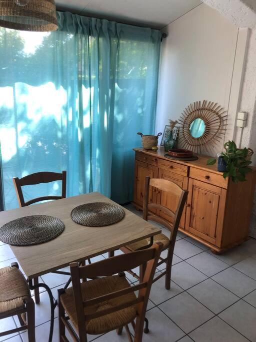 Grand Studio Veranda Et Terrasse Carqueiranne Bagian luar foto